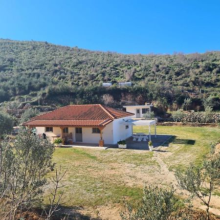 Martini Vacation Home Sarande Exterior photo