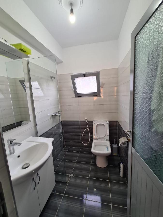 Martini Vacation Home Sarande Exterior photo