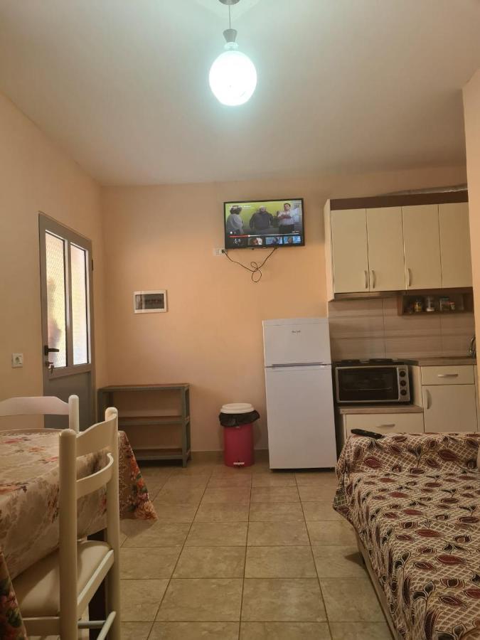 Martini Vacation Home Sarande Exterior photo